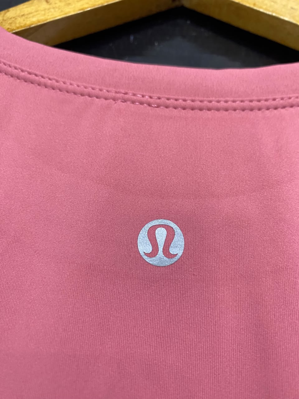 LULULEMON | M| BUST 16| ATHLETIC LONG SLEEVE CROPPED TOP - CORAL PINK WORKOUT SHIRT