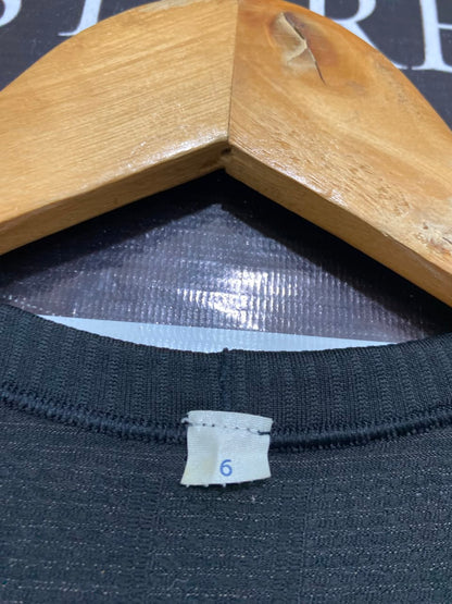 LULULEMON |S| BUST 15| SWIFTLY TECH LONG SLEEVE SHIRT - BLACK WITH GOLD SPARKLE LOGO & THUMBHOLES