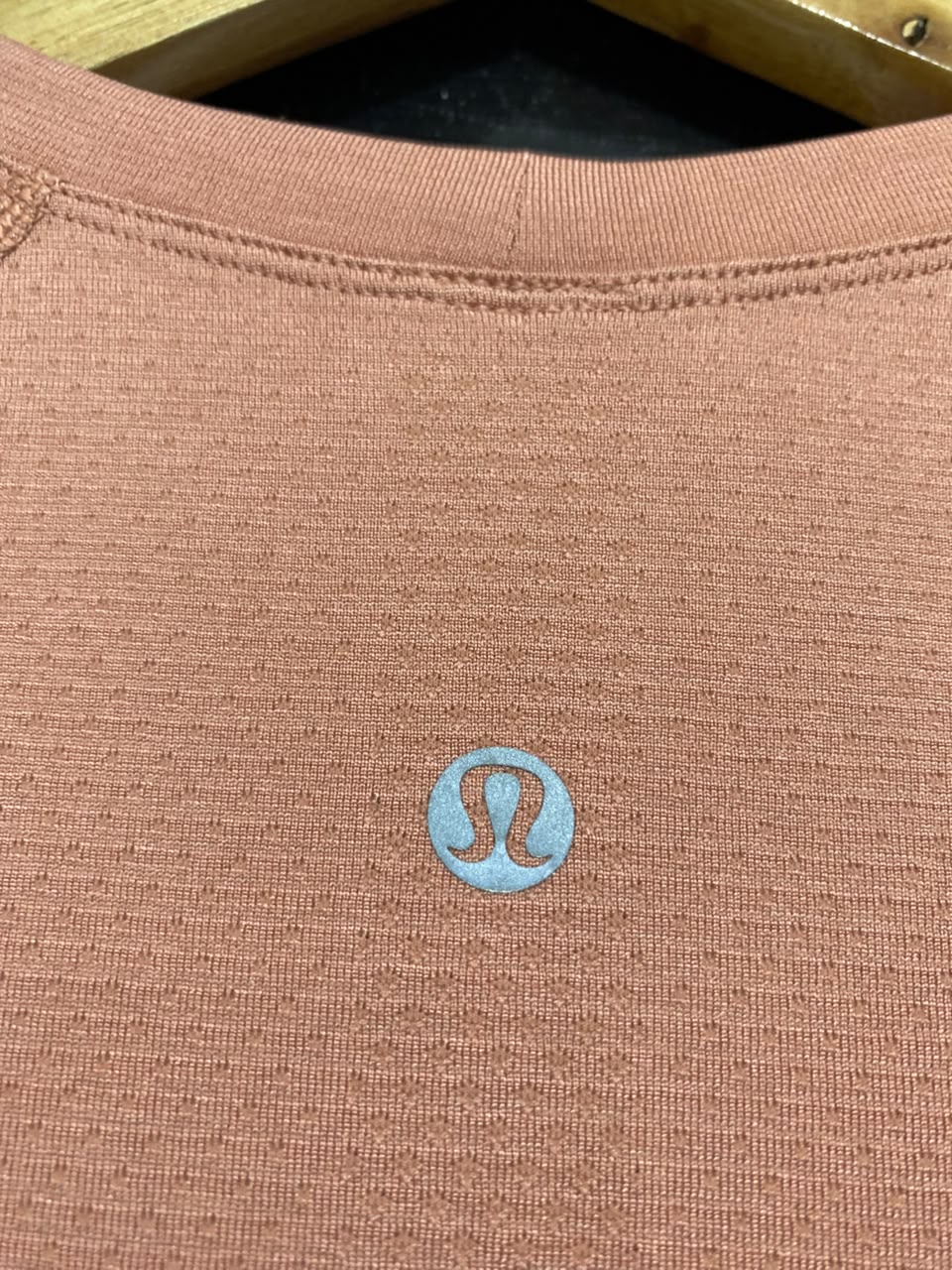 LULULEMON |S| BUST 15| TERRACOTTA PINK WORKOUT TOP