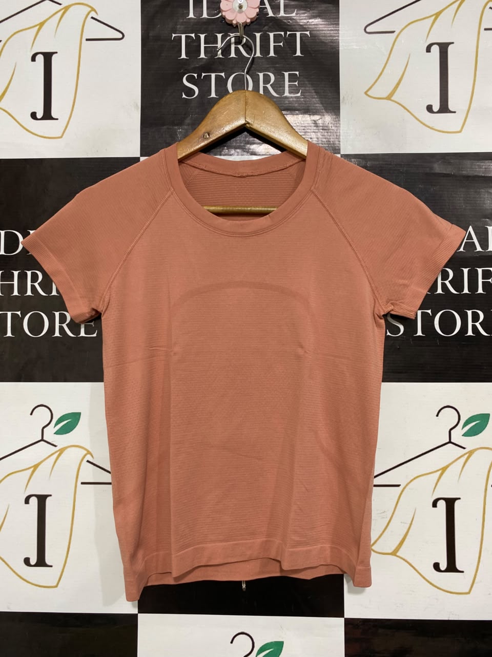 LULULEMON |S| BUST 15| TERRACOTTA PINK WORKOUT TOP