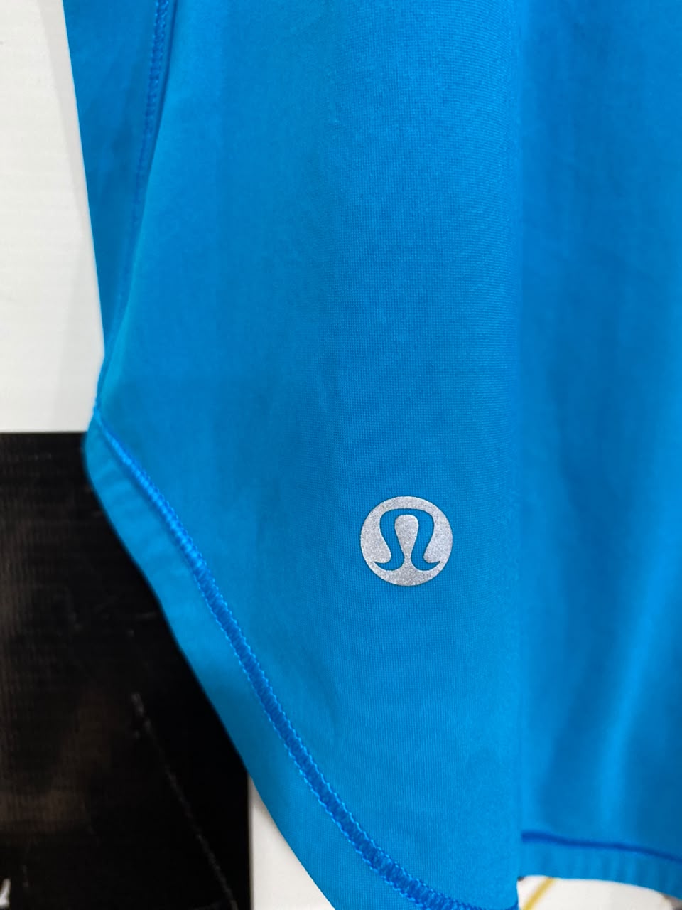 LULULEMON | S| BUST 15| BRIGHT CERULEAN BLUE WORKOUT SHIRT WITH MESH PANELS