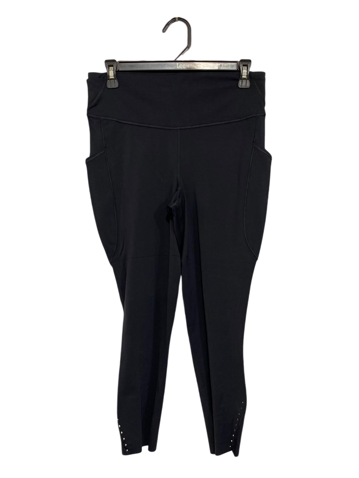 LULULEMON |M| WAIST 28| WOMEN'S BLACK HIGH-WAISTED ATHLETIC CROPPED LEGGINGS WITH SIDE POCKETS AND REFLECTIVE ACCENTS
