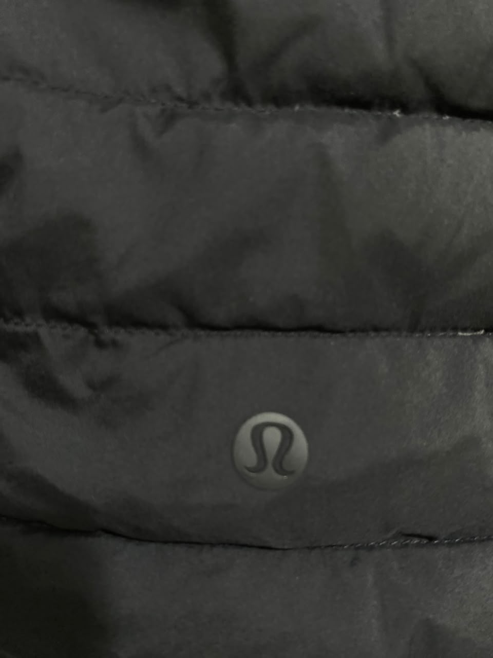 LULULEMON |M| BUST 18| WOMEN'S BLACK LIGHTWEIGHT PUFFER JACKET WITH HOOD AND PACKABLE BAG