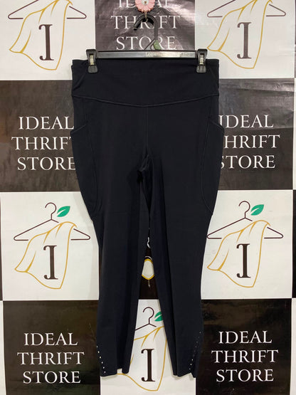 LULULEMON |M| WAIST 28| WOMEN'S BLACK HIGH-WAISTED ATHLETIC CROPPED LEGGINGS WITH SIDE POCKETS AND REFLECTIVE ACCENTS