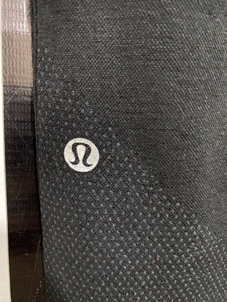 LULULEMON |XS| WAIST 22| WOMEN'S BLACK SEAMLESS HIGH-WAISTED RIBBED ATHLETIC LEGGINGS