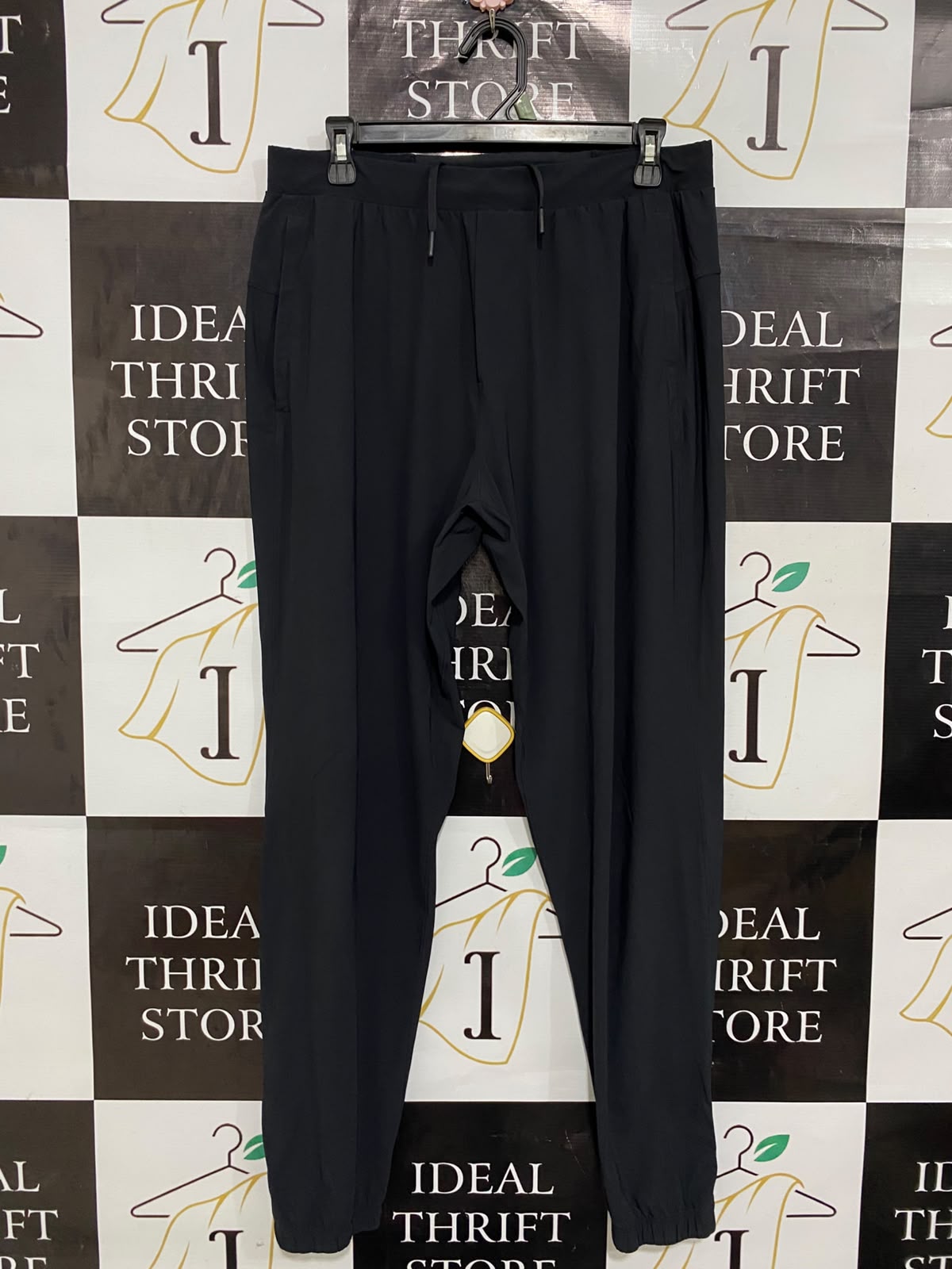 LULULEMON |XL| WAIST 31| BLACK LIGHTWEIGHT DRAWSTRING ATHLETIC JOGGER PANTS