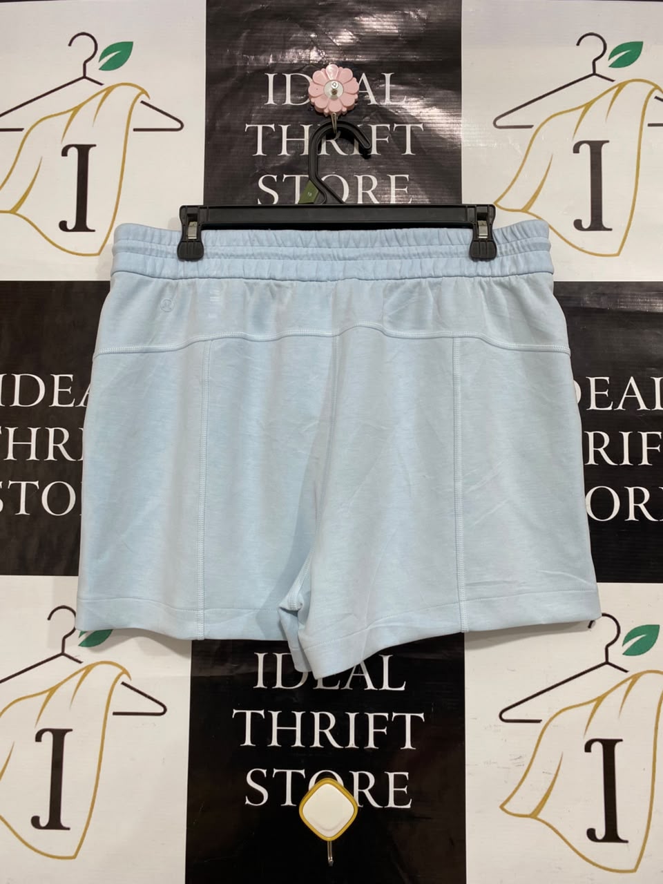 LULULEMON |XL| WAIST 32| WOMEN'S LIGHT BLUE HIGH-WAISTED DRAWSTRING ATHLETIC LOUNGE SHORTS