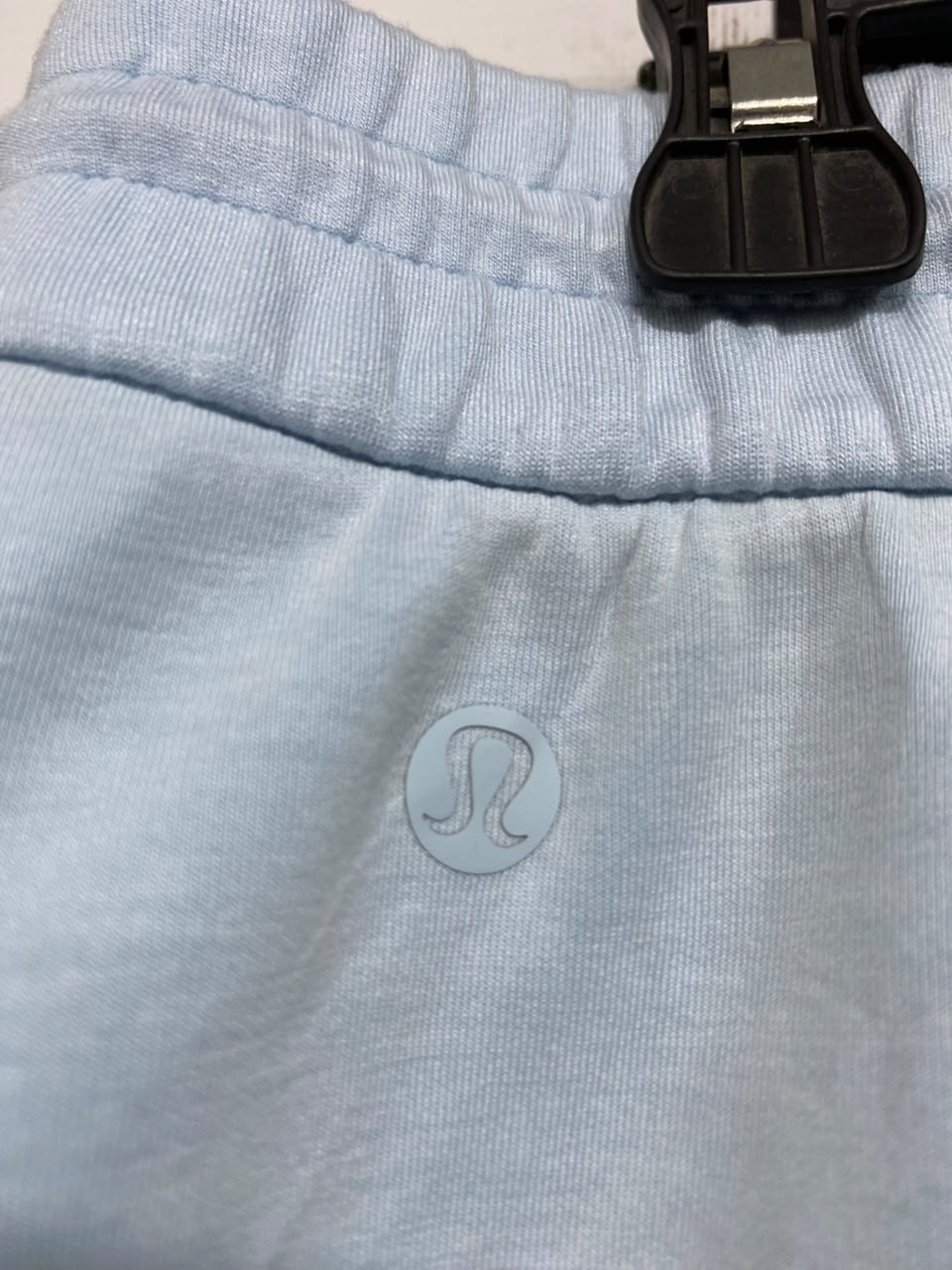 LULULEMON |XL| WAIST 32| WOMEN'S LIGHT BLUE HIGH-WAISTED DRAWSTRING ATHLETIC LOUNGE SHORTS
