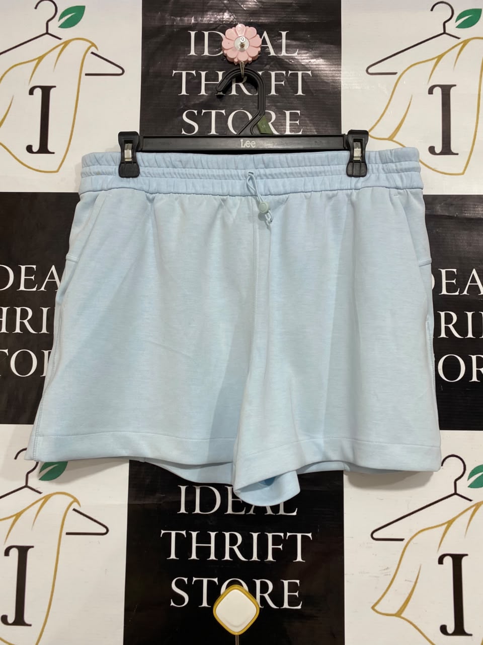 LULULEMON |XL| WAIST 32| WOMEN'S LIGHT BLUE HIGH-WAISTED DRAWSTRING ATHLETIC LOUNGE SHORTS