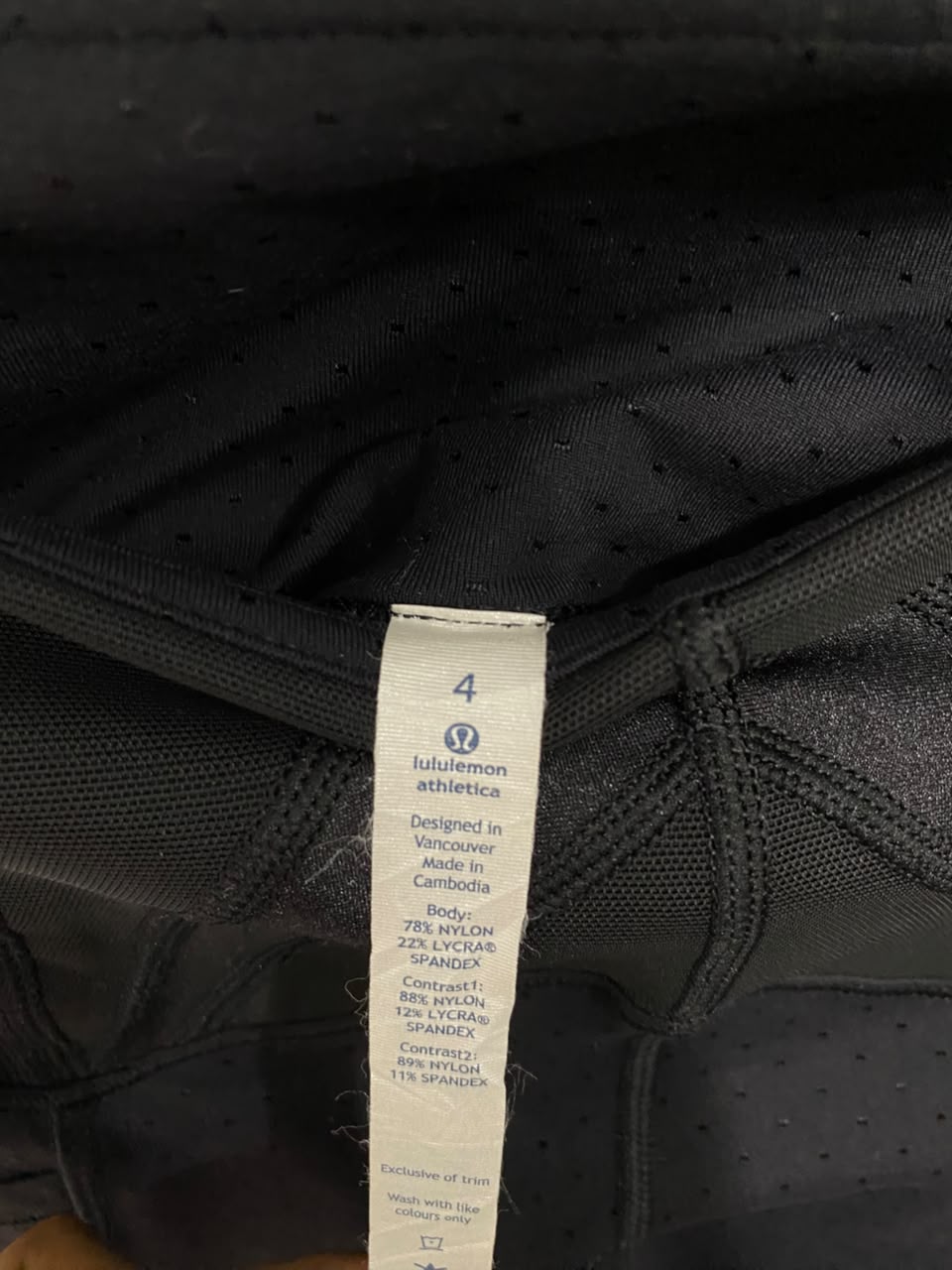LULULEMON |XXS| WAIST 22| WOMEN'S BLACK HIGH-WAISTED LEGGINGS WITH MESH WAISTBAND PANELS & SIDE POCKETS