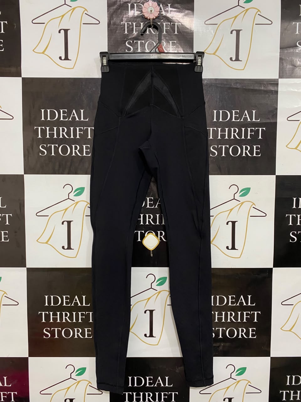 LULULEMON |XXS| WAIST 22| WOMEN'S BLACK HIGH-WAISTED LEGGINGS WITH MESH WAISTBAND PANELS & SIDE POCKETS