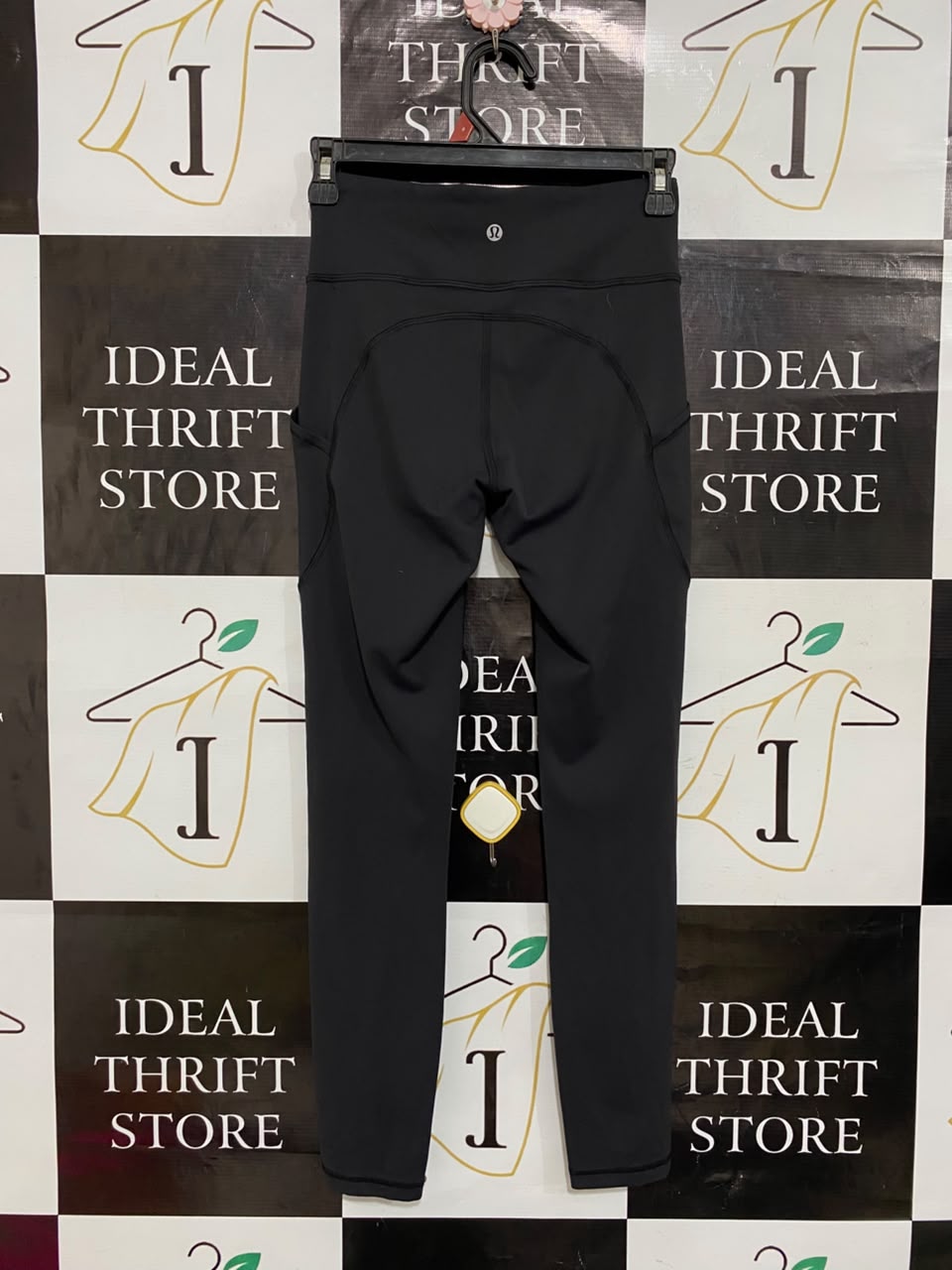 LULULEMON |XS| WAIST 24| WOMEN'S BLACK HIGH-WAISTED ATHLETIC LEGGINGS WITH SIDE POCKETS