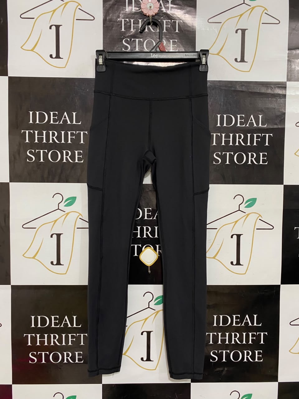 LULULEMON |XS| WAIST 24| WOMEN'S BLACK HIGH-WAISTED ATHLETIC LEGGINGS WITH SIDE POCKETS