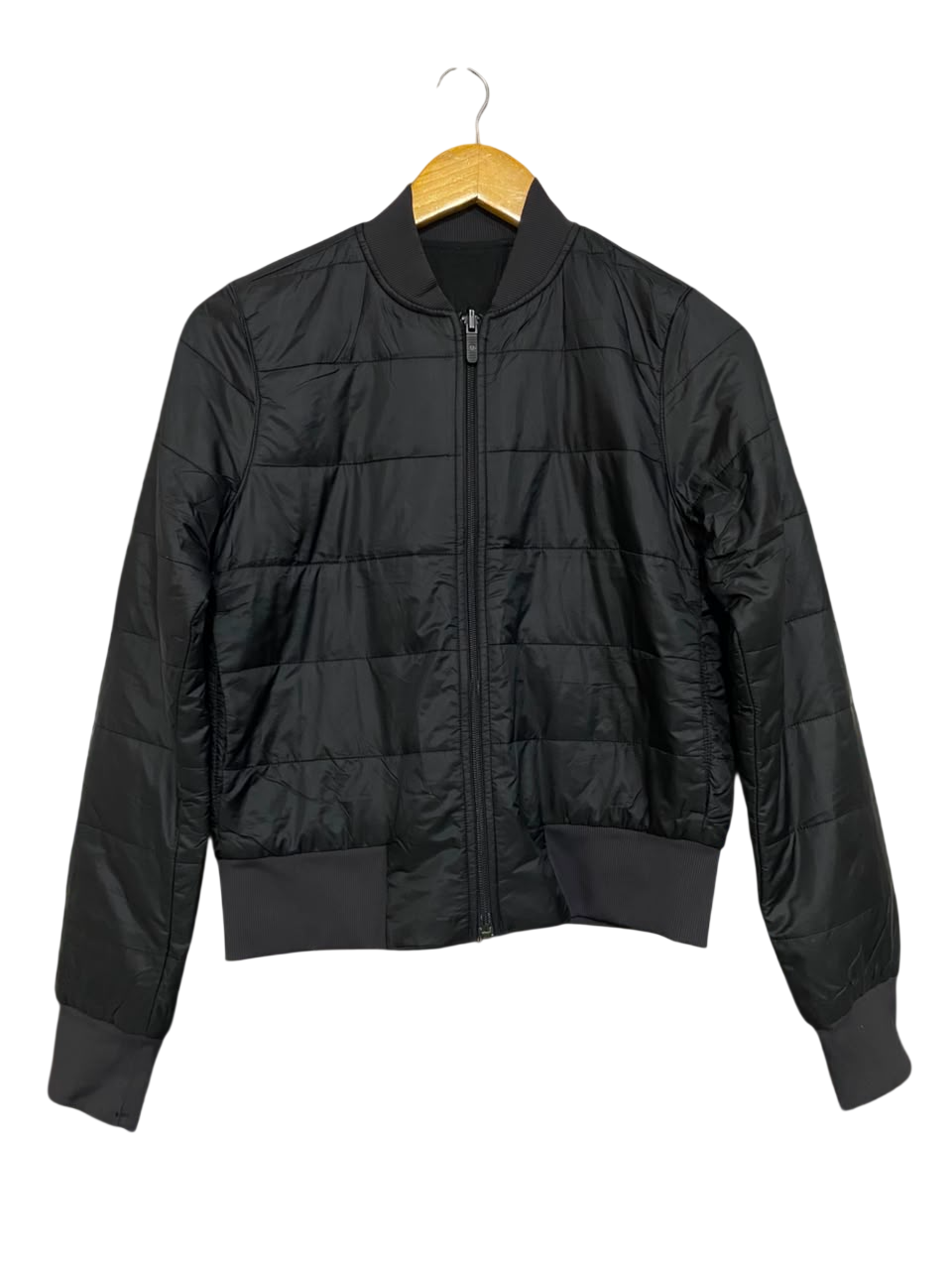 LULULEMON |M| BUST 18| BLACK QUILTED PUFFER BOMBER JACKET FULL-ZIP ATHLEISURE OUTERWEAR