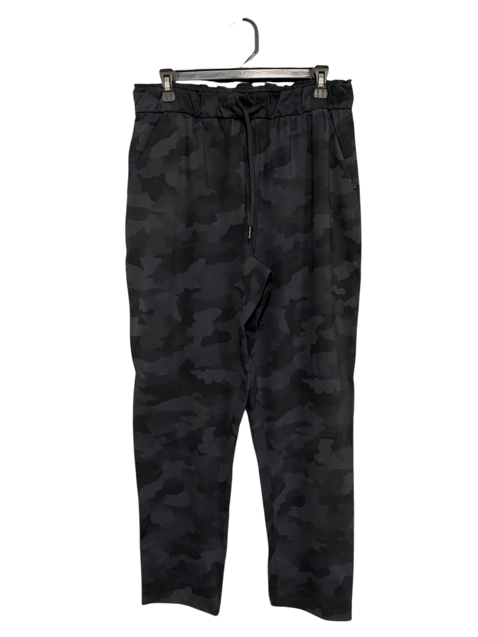 LULULEMON |L| WAIST 30| BLACK CAMO HIGH RISE PAPERBAG WAIST CASUAL ATHLETIC JOGGERS