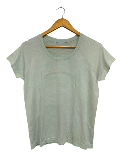 LULULEMON |S| BUST 18| SAGE GREEN SEAMLESS ATHLETIC WORKOUT SHORT SLEEVE T-SHIRT WOMEN