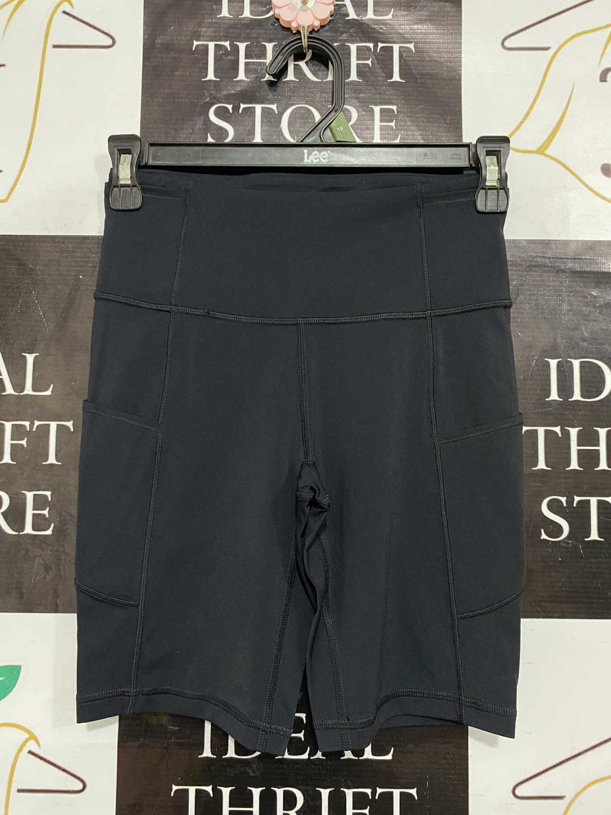 LULULEMON |XS| WAIST 24| WOMEN'S CLASSIC BLACK ATHLETIC BIKER SHORTS WITH SIDE POCKETS ACTIVEWEAR