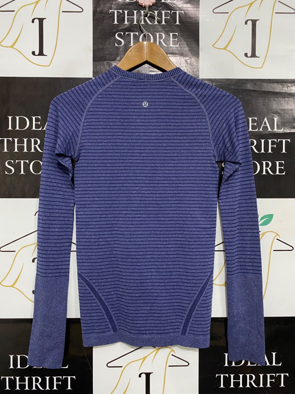 LULULEMON |S| BUST 14| WOMEN'S BLUE HEATHERED STRIPED SEAMLESS LONG-SLEEVE ATHLETIC TOP WITH THUMBHOLES ACTIVEWEAR