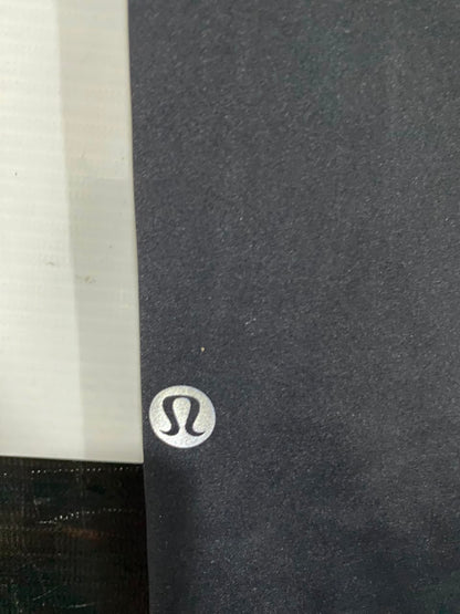 LULULEMON |XS| WAIST 24| WOMEN'S CLASSIC BLACK ATHLETIC CROPPED LEGGINGS WITH SIDE POCKETS AND REFLECTIVE HEM DETAILS ACTIVEWEAR