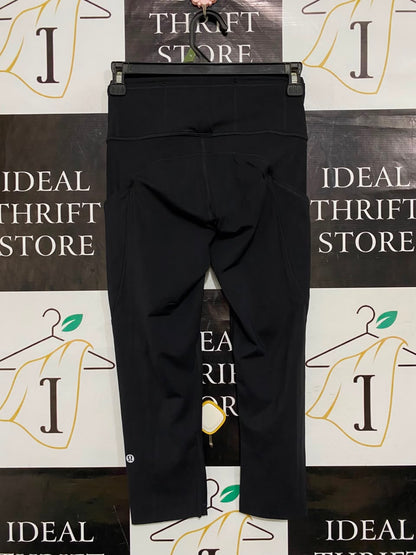 LULULEMON |XS| WAIST 24| WOMEN'S CLASSIC BLACK ATHLETIC CROPPED LEGGINGS WITH SIDE POCKETS AND REFLECTIVE HEM DETAILS ACTIVEWEAR