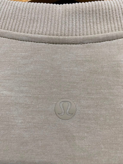LULULEMON |M| BUST 16| BEIGE TAN SHORT SLEEVE ATHLETIC SWEATSHIRT PULLOVER WOMEN'S