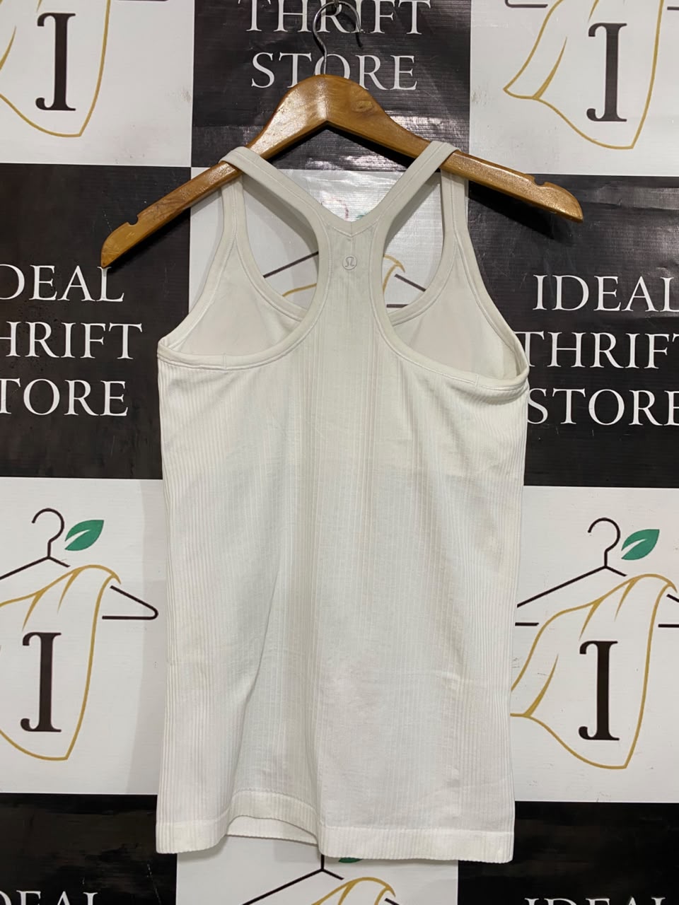 LULULEMON |XS| BUST 13| WHITE OFF-WHITE RIBBED SEAMLESS ATHLETIC RACERBACK TANK TOP