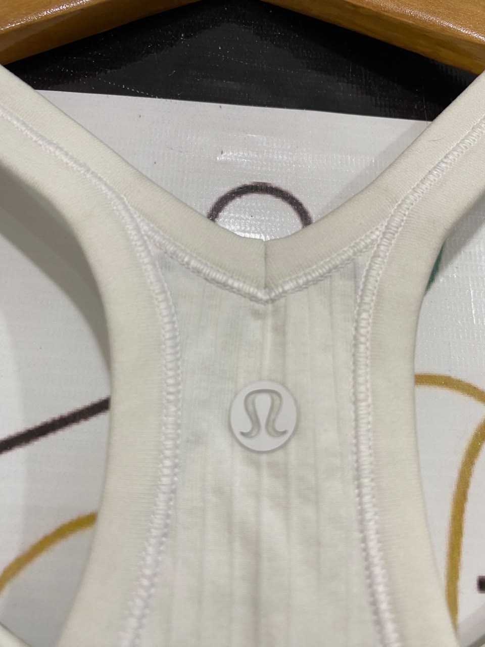 LULULEMON |XS| BUST 13| WHITE OFF-WHITE RIBBED SEAMLESS ATHLETIC RACERBACK TANK TOP