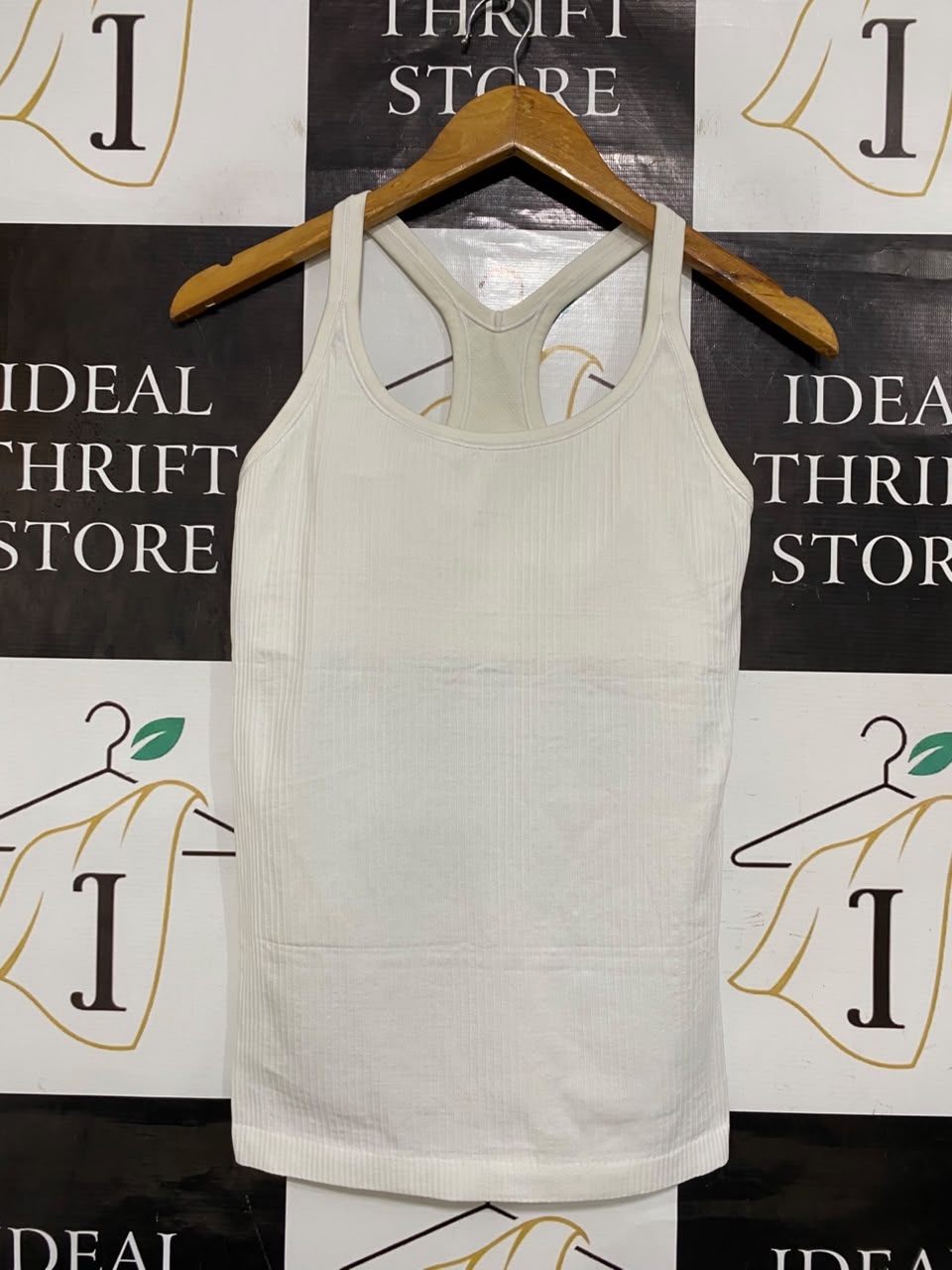 LULULEMON |XS| BUST 13| WHITE OFF-WHITE RIBBED SEAMLESS ATHLETIC RACERBACK TANK TOP
