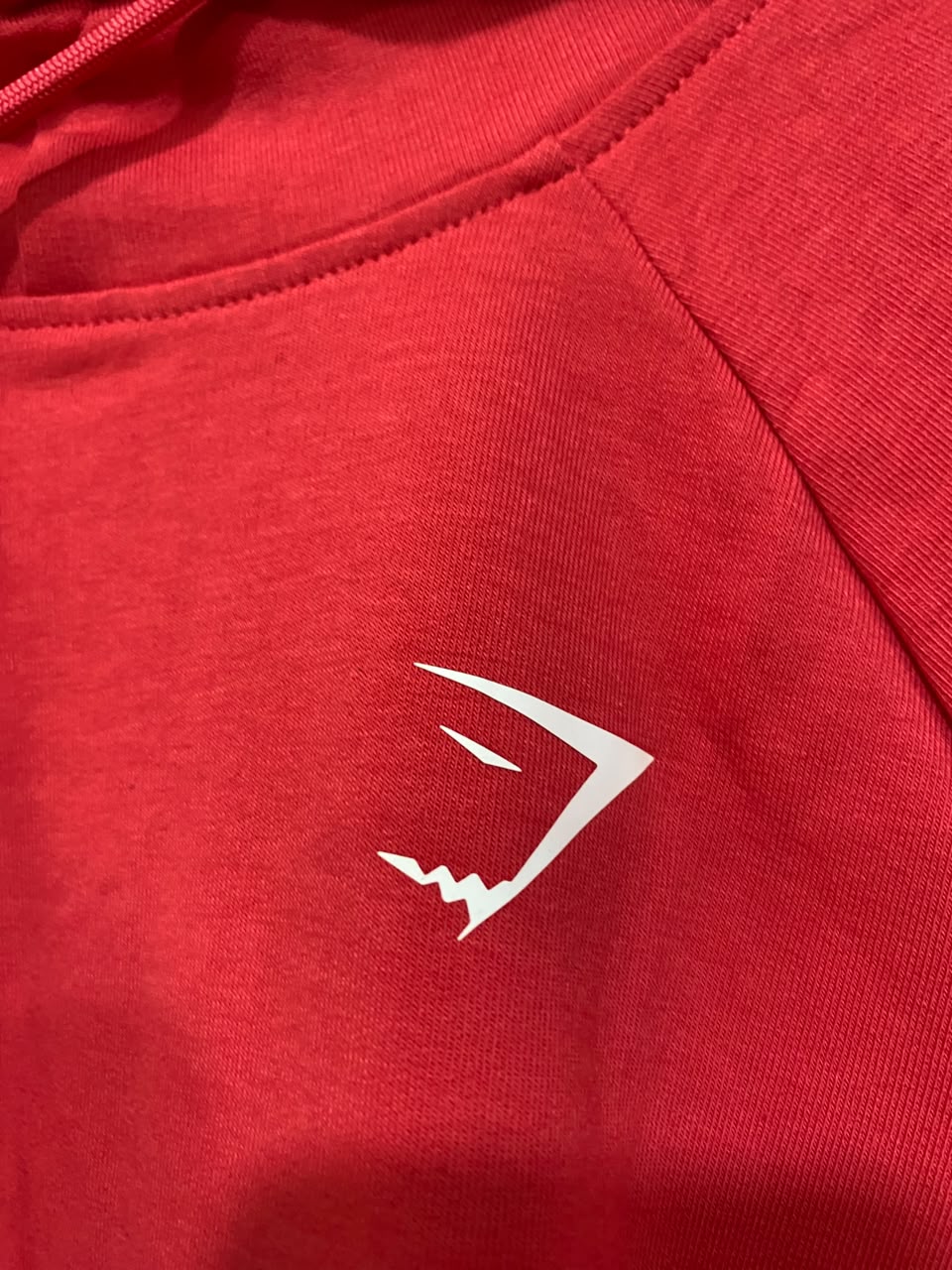 GYMSHARK |M| BUST 20| VIBRANT RED CROPPED HOODIE LONG SLEEVE PULLOVER
