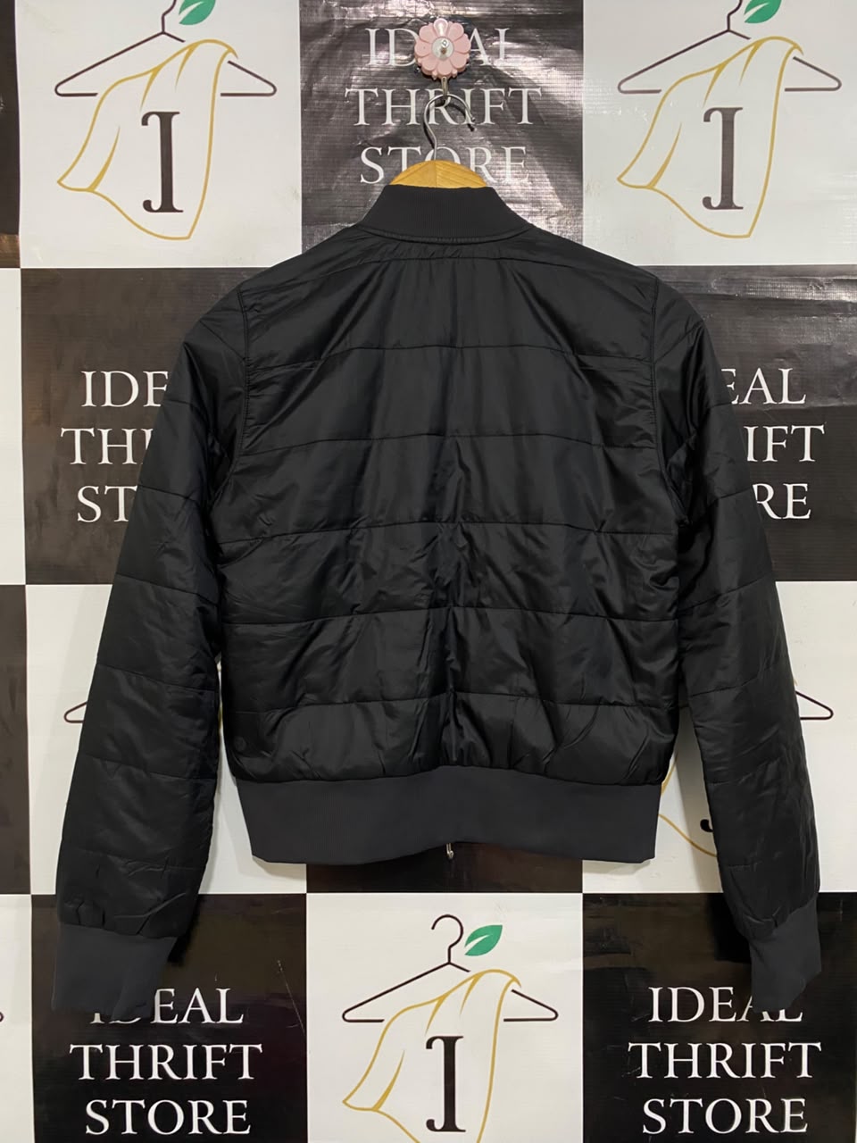 LULULEMON |M| BUST 18| BLACK QUILTED PUFFER BOMBER JACKET FULL-ZIP ATHLEISURE OUTERWEAR