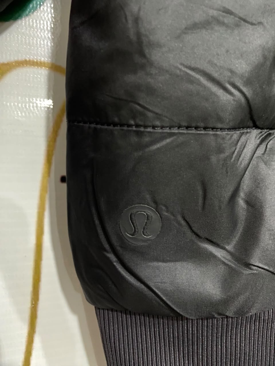 LULULEMON |M| BUST 18| BLACK QUILTED PUFFER BOMBER JACKET FULL-ZIP ATHLEISURE OUTERWEAR