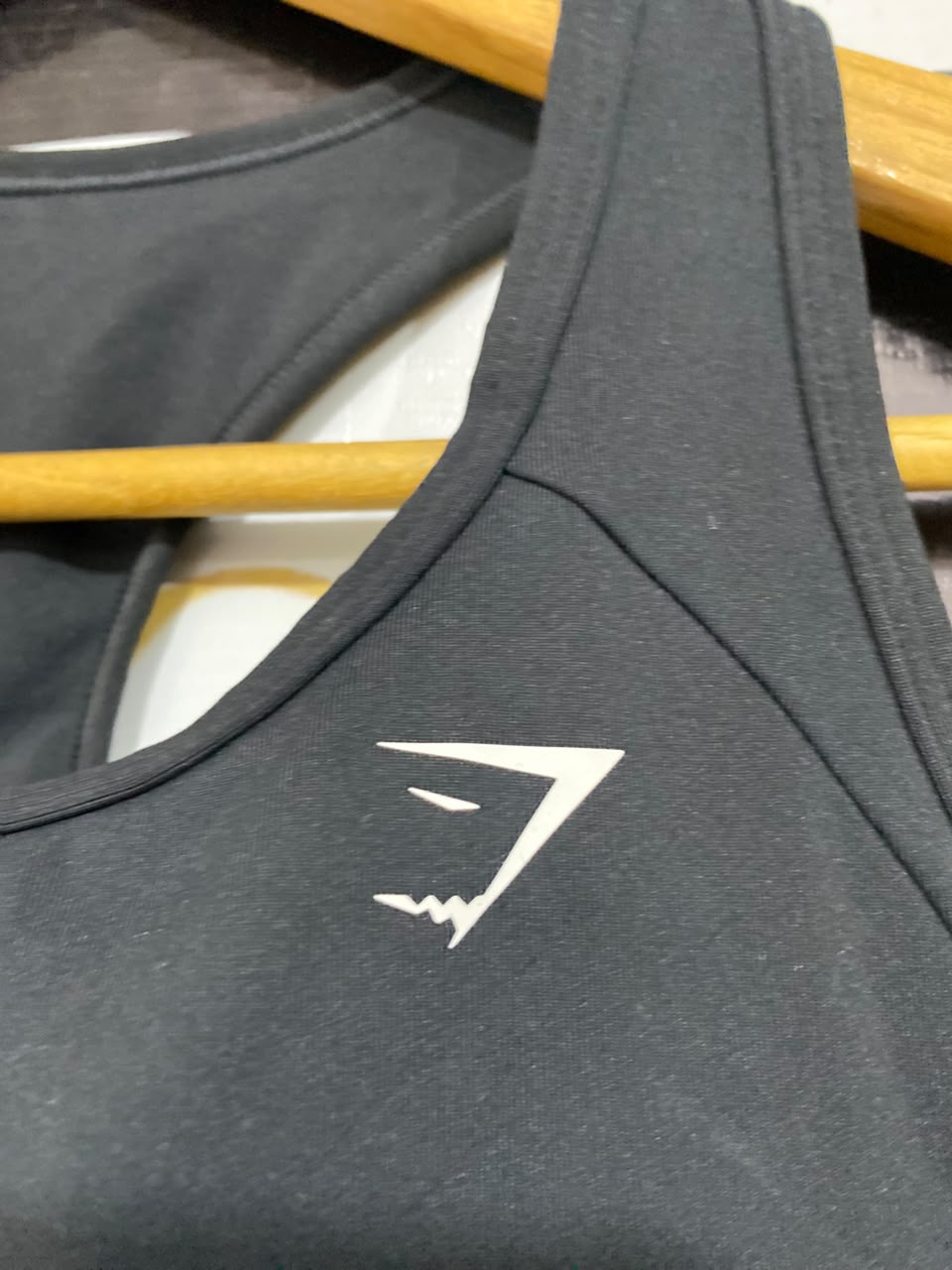 GYMSHARK |XS| BUST 12| CLASSIC BLACK ATHLETIC SPORTS BRA WITH WHITE SHARKHEAD LOGO
