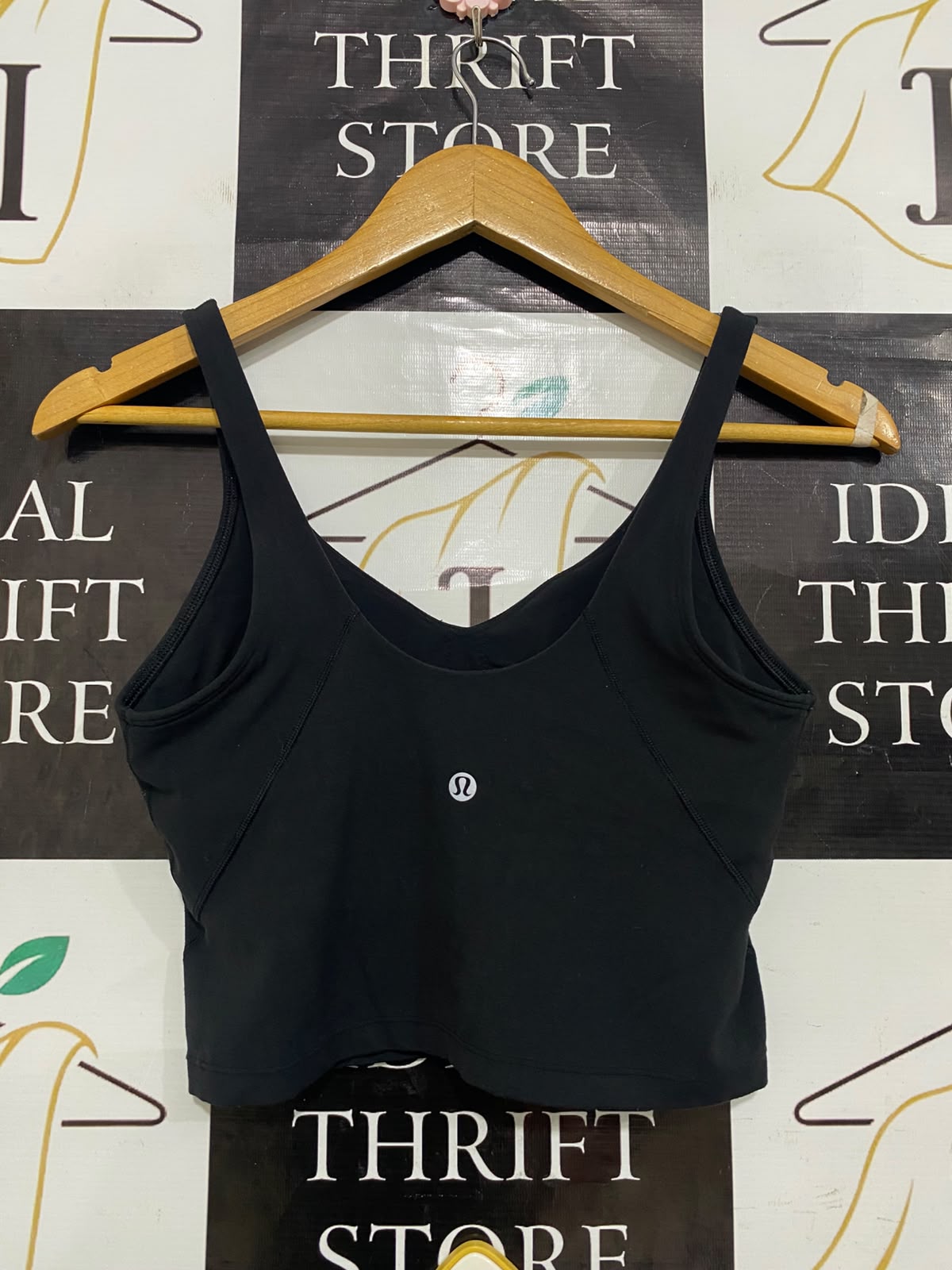 LULULEMON |S| BUST 14| BLACK CROP TOP TANK TOP V-NECK ATHLETIC WORKOUT ACTIVEWEAR
