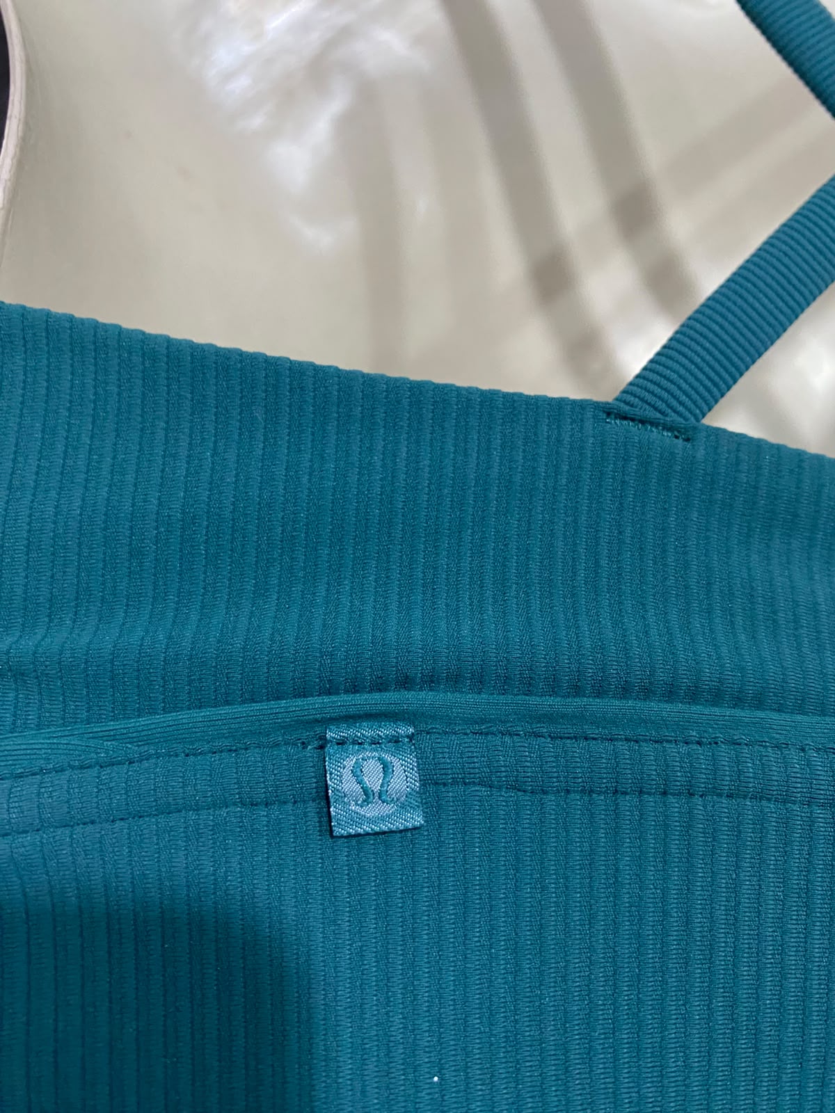 LULULEMON |XS| BUST 13| TEAL BLUE RIBBED SPORTS BRA CROP TOP SCOOP NECK ATHLETIC ACTIVEWEAR