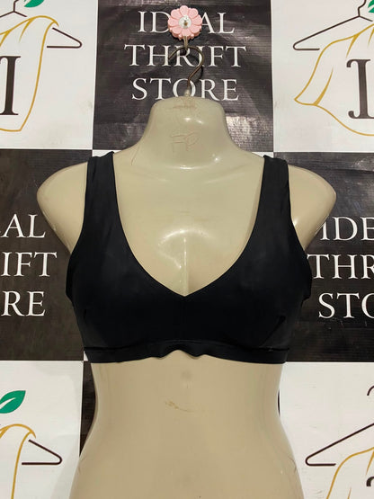 LULULEMON |XS| BUST 13| BLACK V-NECK SPORTS BRA CROP TOP ATHLETIC GYM ACTIVEWEAR