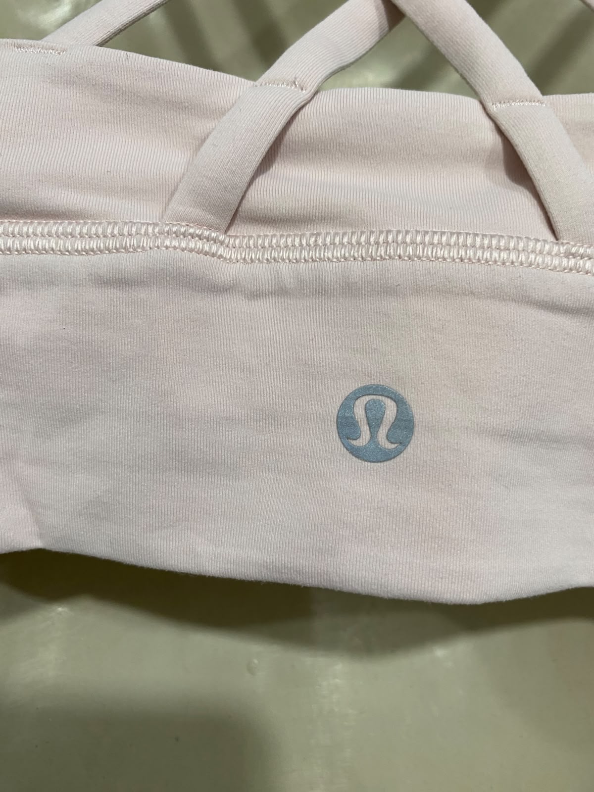 LULULEMON |XS| BUST 13| BLUSH PINK NUDE SCOOP NECK SPORTS BRA CROP TOP LONG-LINE ACTIVEWEAR