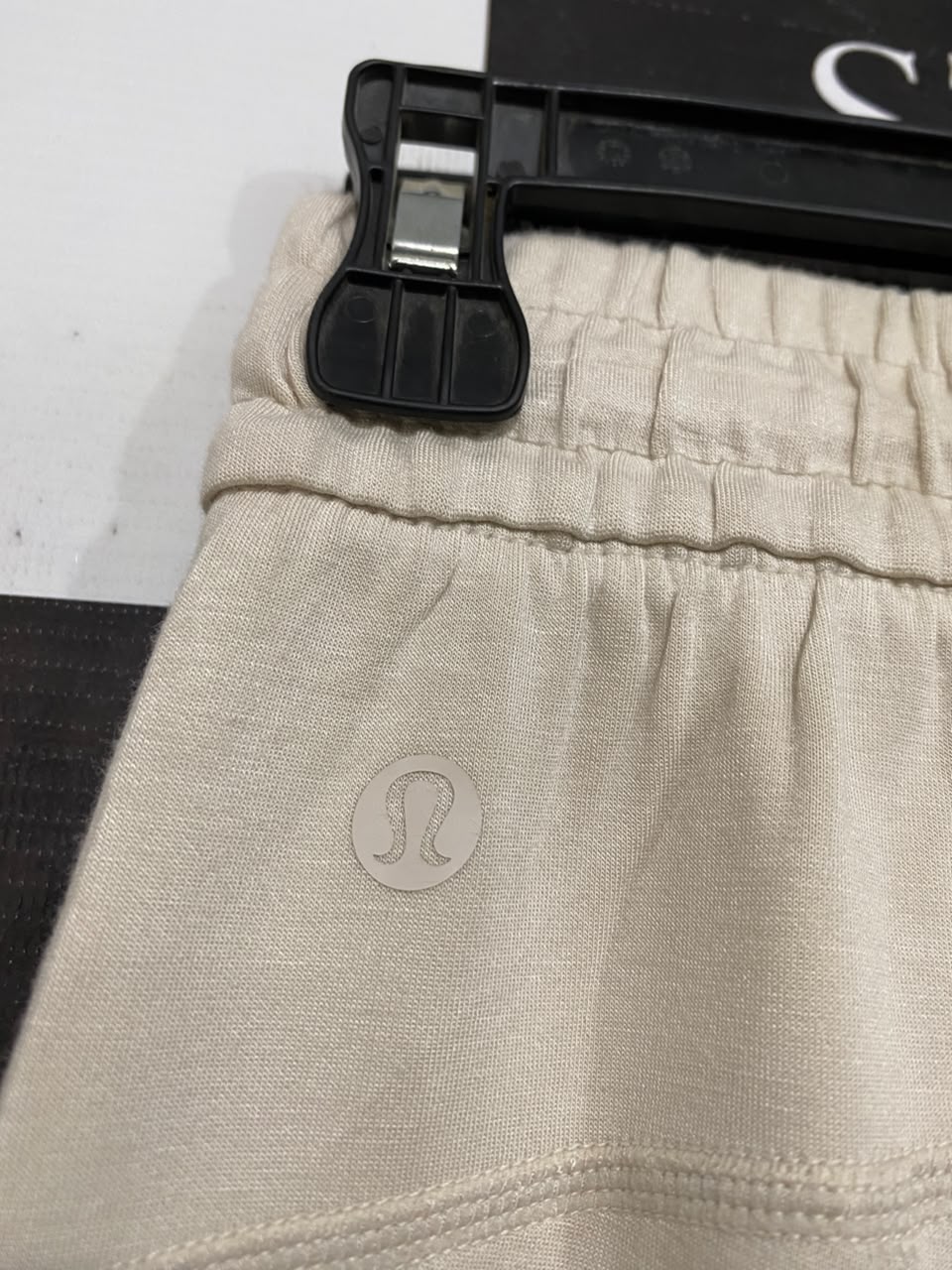 LULULEMON |XS| WAIST 24| BEIGE RELAXED-FIT HIGH-WAISTED ATHLETIC LOUNGE PANTS ACTIVEWEAR
