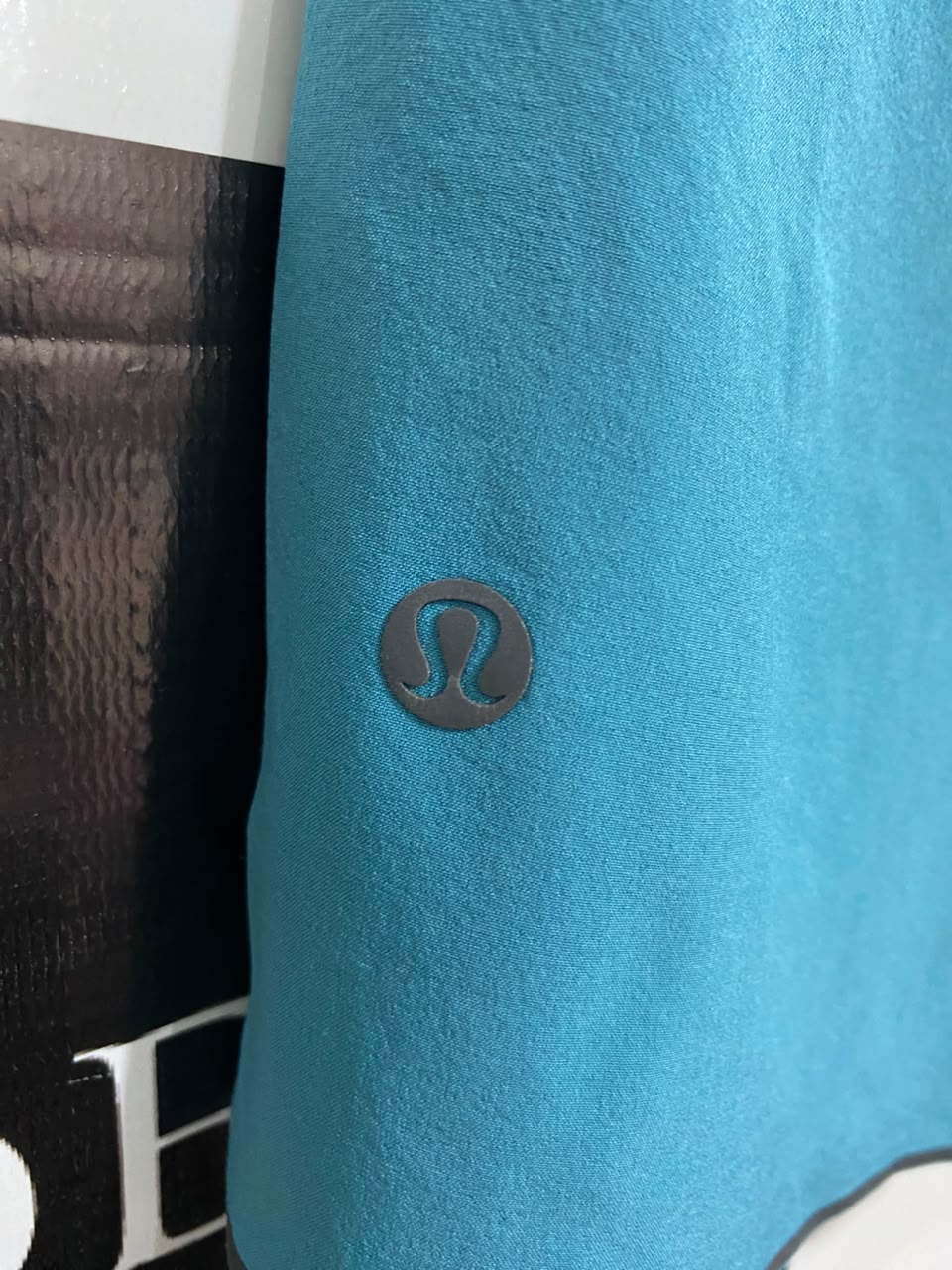 LULULEMON |S| WAIST 26| TEAL / TURQUOISE HIGH-WAISTED ATHLETIC RUNNING SHORTS ACTIVEWEAR
