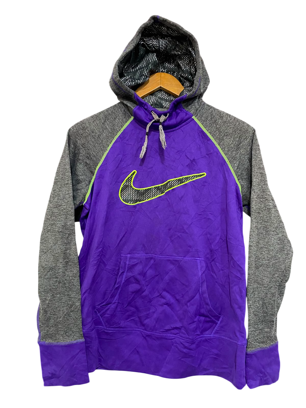 NIKE |M| BUST 20| A27| PURPLE & GREY COLORBLOCK THERMA-FIT ATHLETIC HOODIE ACTIVEWEAR