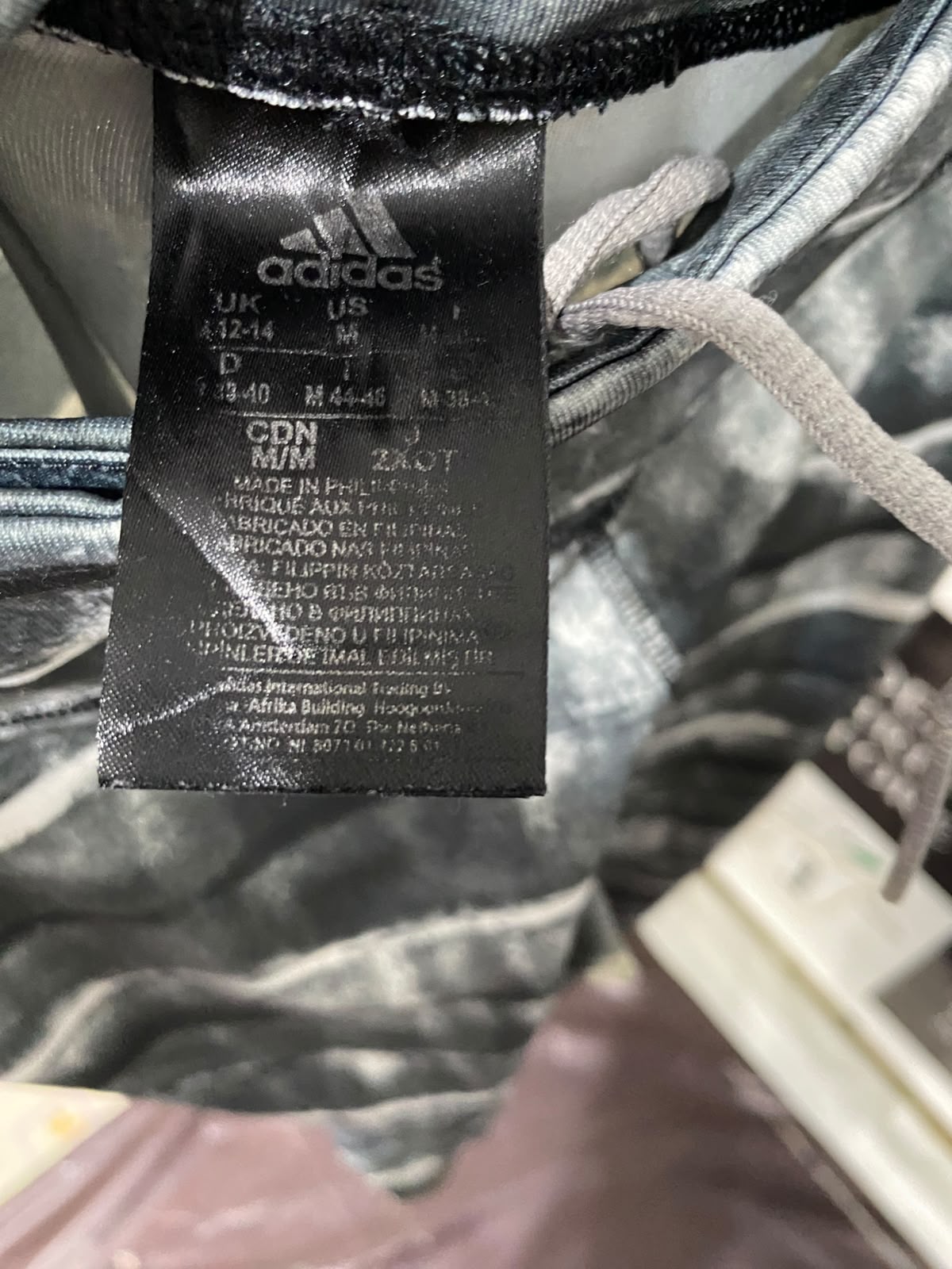 ADIDAS |M| WAIST 30| A26| GREY & WHITE BRUSHSTROKE STRIPE ACTIVEWEAR LEGGINGS