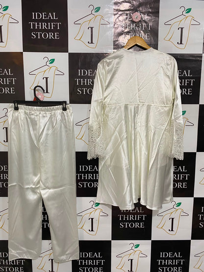 |M| B6| ELEGANT WHITE SATIN LACE-TRIM TUNIC & PANTS LOUNGEWEAR SET