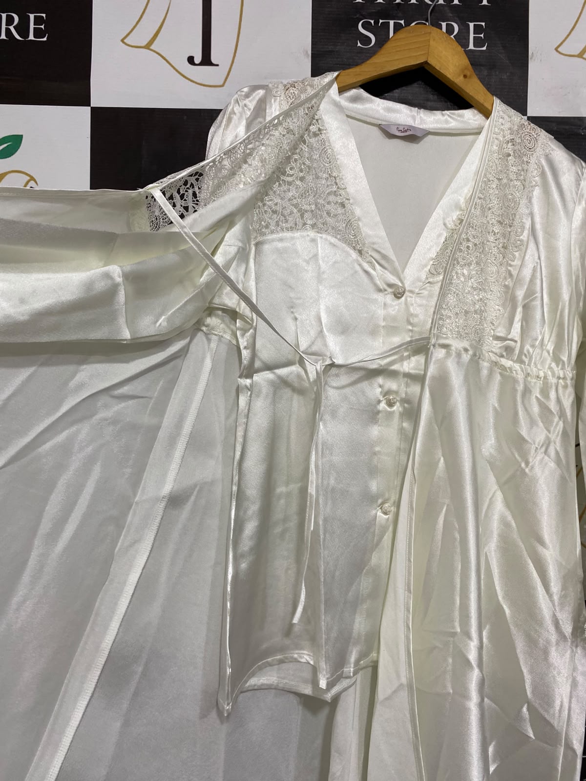 |M| B6| ELEGANT WHITE SATIN LACE-TRIM TUNIC & PANTS LOUNGEWEAR SET