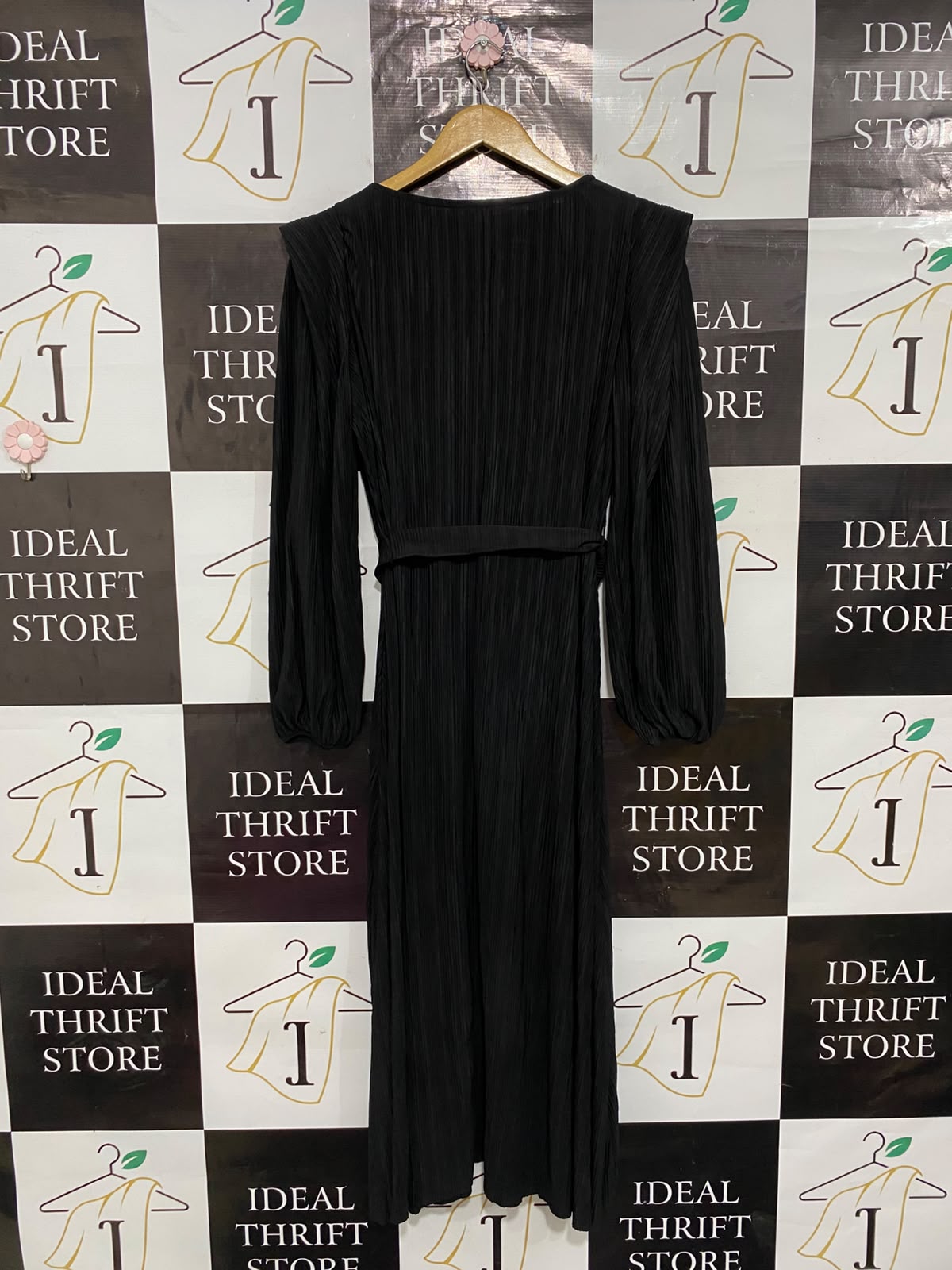 RIVER ISLAND |M| BUST 18| A26| CHIC BLACK CRINKLED PLEATED LONG-SLEEVE MIDI DRESS WITH TIE WAIST