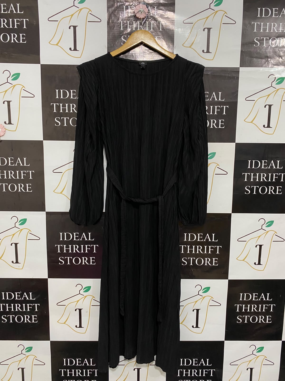 RIVER ISLAND |M| BUST 18| A26| CHIC BLACK CRINKLED PLEATED LONG-SLEEVE MIDI DRESS WITH TIE WAIST