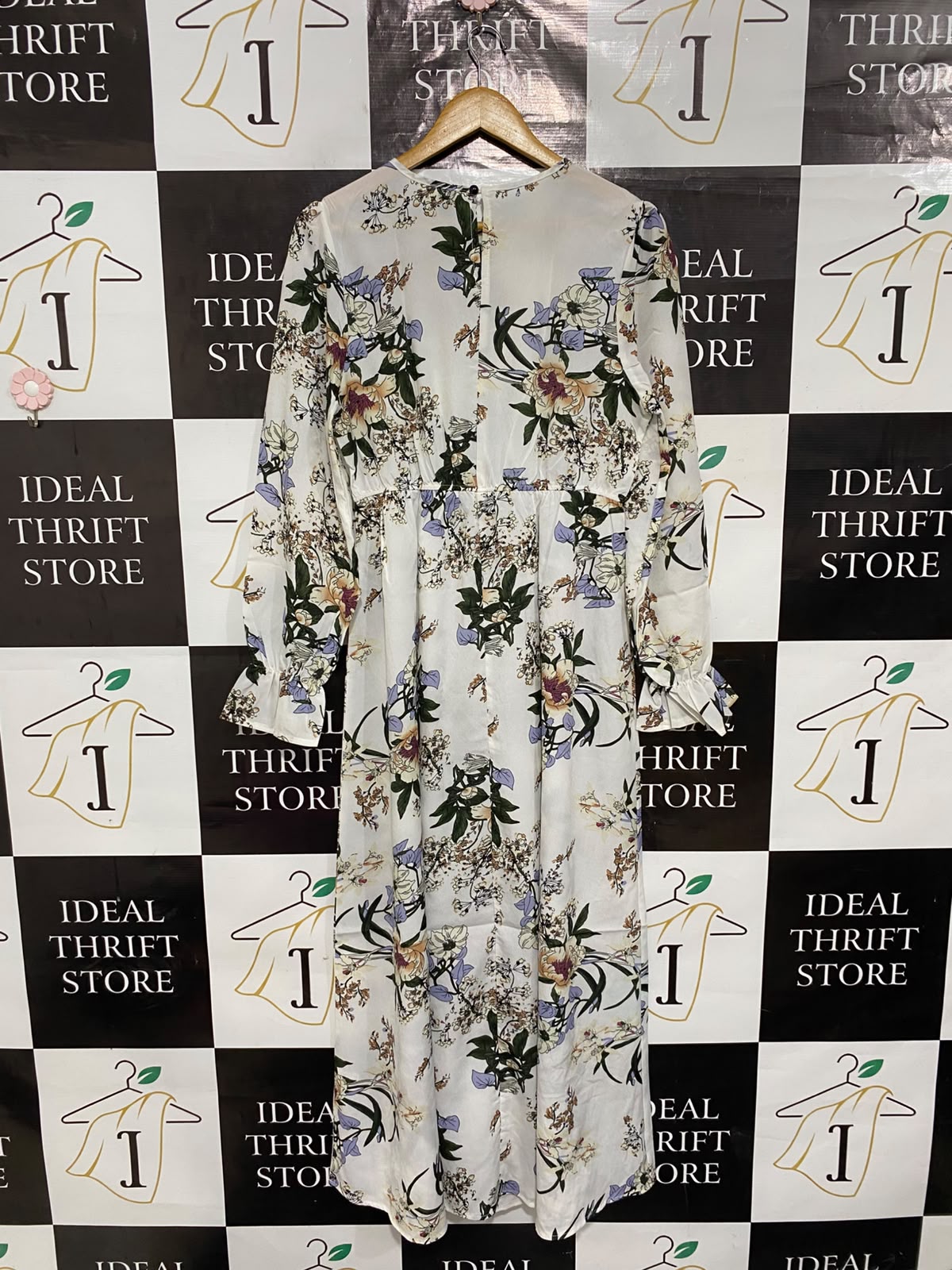 SHEIN |L| BUST 18| A26| WHITE & MULTICOLOR FLORAL PRINT LONG-SLEEVE MIDI DRESS