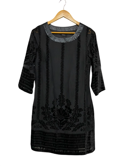 ROMAN |M| BUST 16| A28| BLACK VELVET-FLOCKED FLORAL ACCENT 3/4 SLEEVE MIDI DRESS