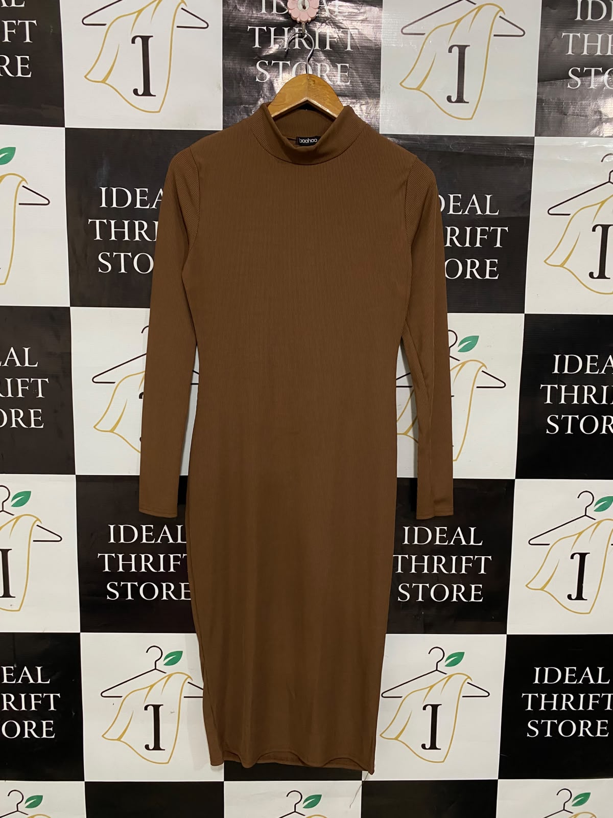 BOOHOO |M| BUST 15| A28| BROWN RIBBED MOCK NECK LONG-SLEEVE BODYCON MIDI DRESS