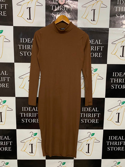 BOOHOO |M| BUST 15| A28| BROWN RIBBED MOCK NECK LONG-SLEEVE BODYCON MIDI DRESS