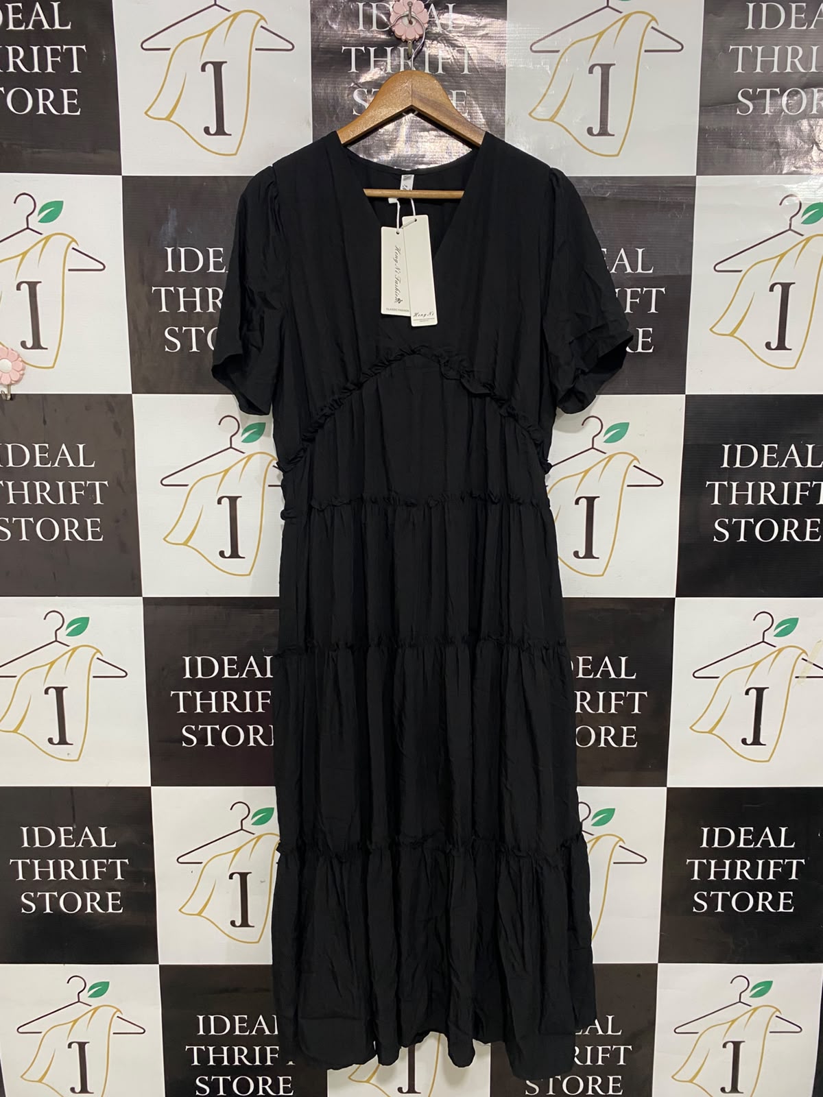 HENG NI |XL| BUST 20| A28| CLASSIC BLACK V-NECK RFFLED TIERED SHORT-SLEEVE MIDI DRESS