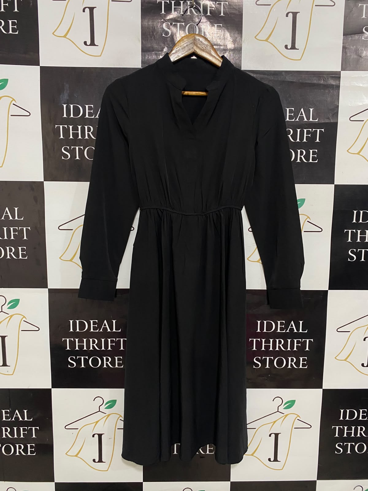 SHEIN |XS| BUST 16| A27| CLASSIC BLACK STAND-COLLAR V-NECK LONG-SLEEVE MIDI DRESS